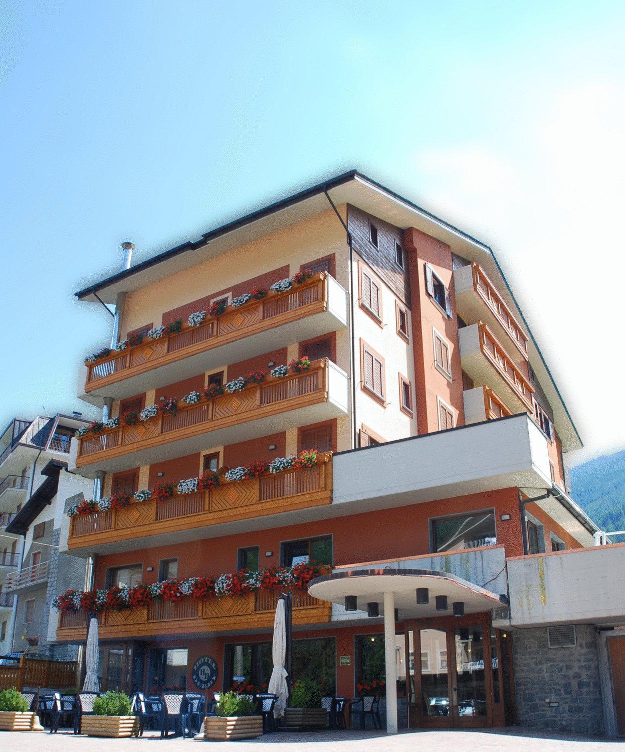 Hotel Derby Aprica Exterior foto